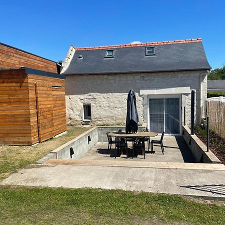 Villa La Halte Des Marais Huismes Exterior foto